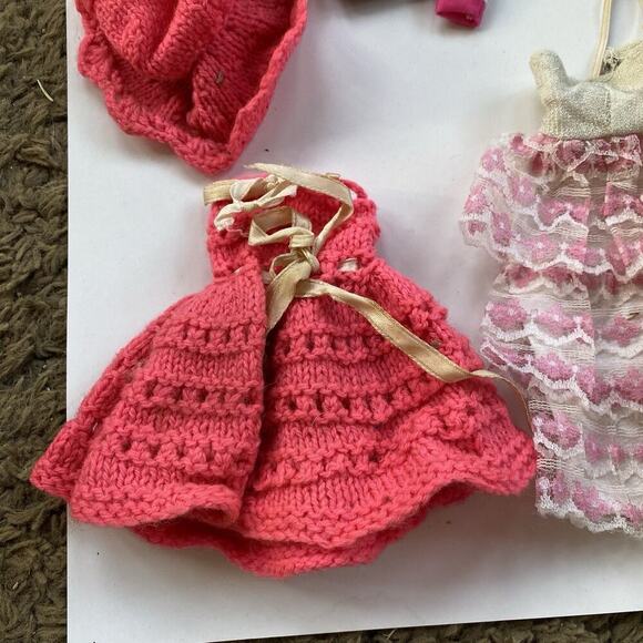 LOT OF 8 Vintage Barbie Dolls Clothes Outfits Dress Jacket Skirt Excellent Condi - Picture 3 of 7